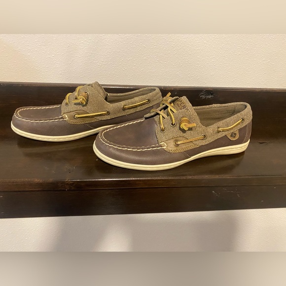 Brown Sperry Shoes - Picture 2 of 3